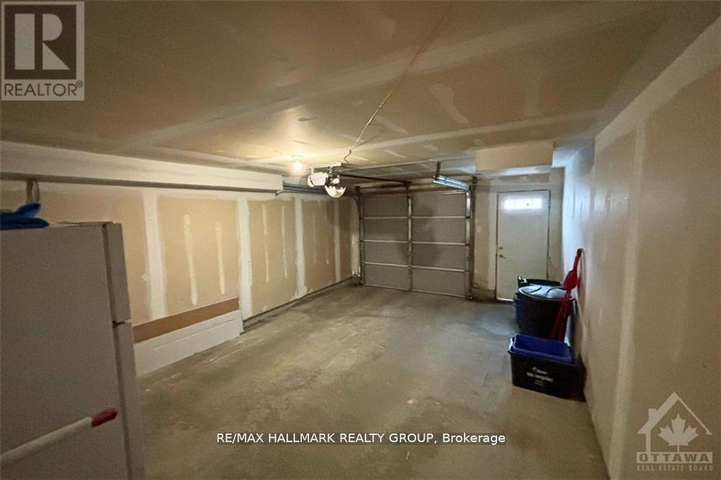 2 Bed, 2 Bath House for Rent in Ottawa – 2011 MADRID AVENUE, Ottawa – MLS# X13527264 - Image 21