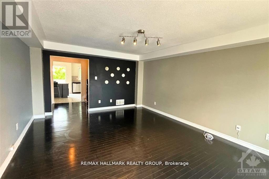 2 Bed, 2 Bath House for Rent in Ottawa – 2011 MADRID AVENUE, Ottawa – MLS# X13527264 - Image 6