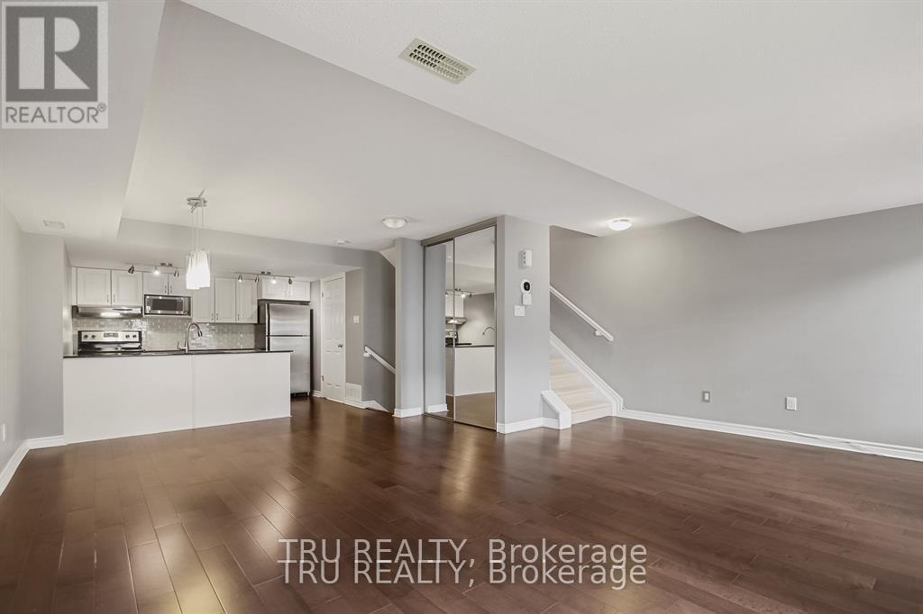 2 Bed, 2 Bath House for Rent in Ottawa – 19 – 122 LINDENSHADE DRIVE, Ottawa – MLS# X13527312 - Image 14