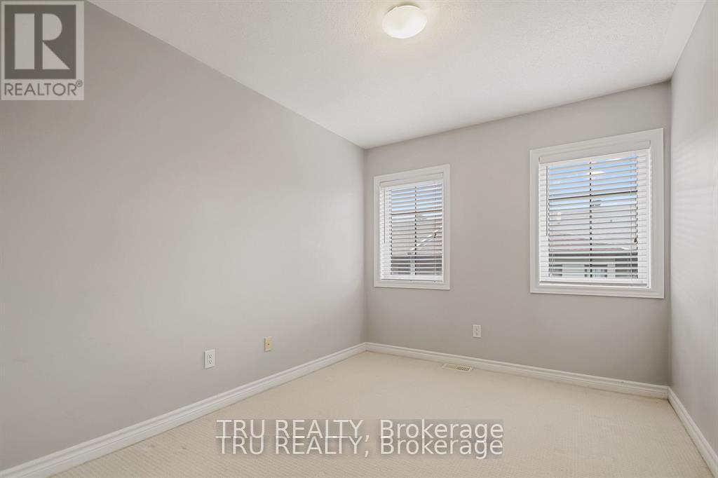 2 Bed, 2 Bath House for Rent in Ottawa – 19 – 122 LINDENSHADE DRIVE, Ottawa – MLS# X13527312 - Image 24