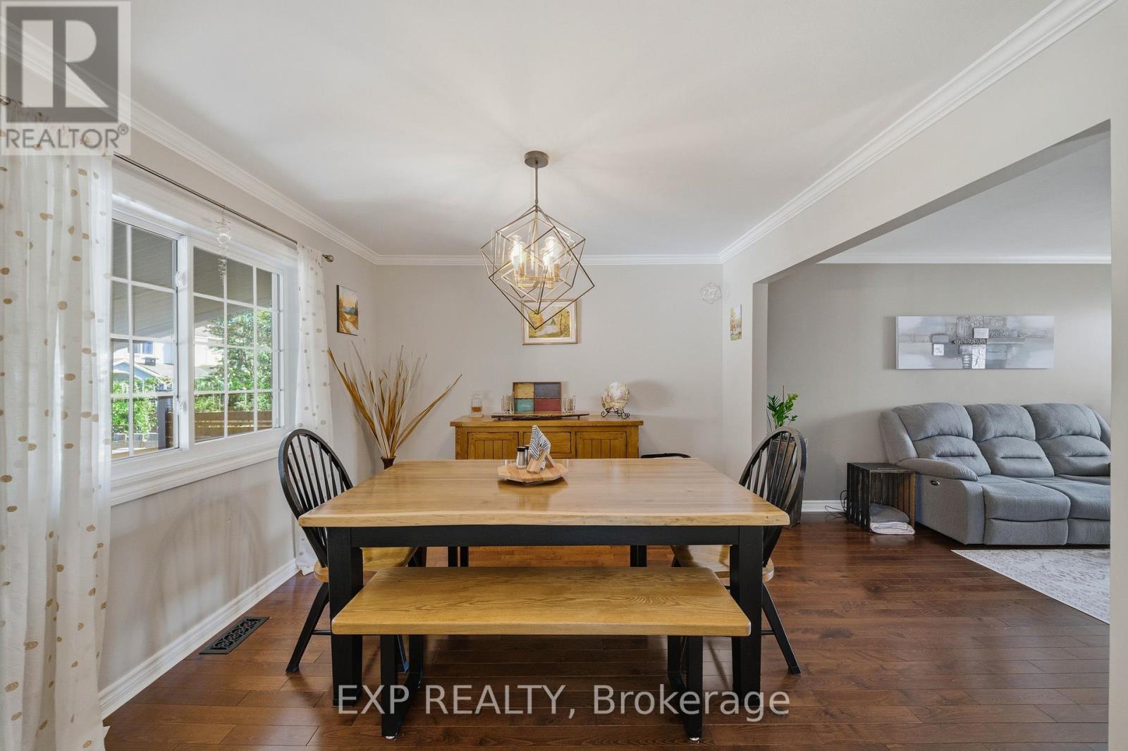 129 PIMPRENELLE TERRACE - 11