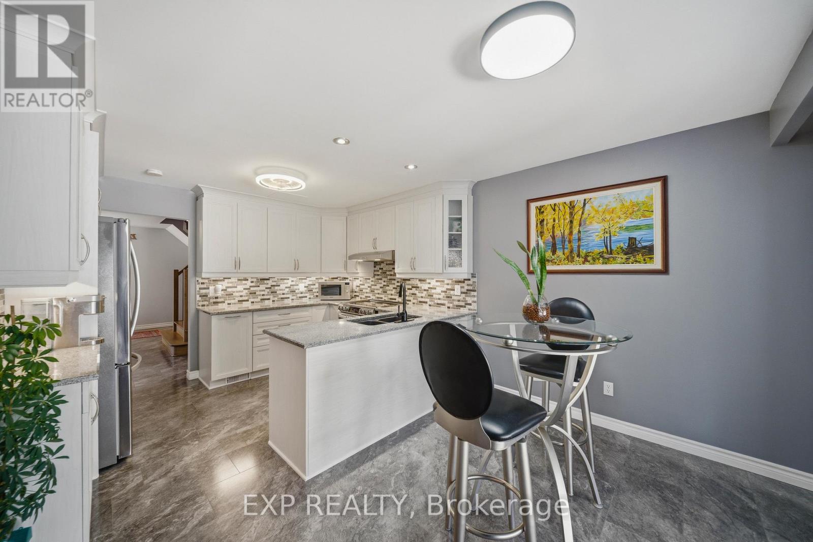 129 PIMPRENELLE TERRACE - 16