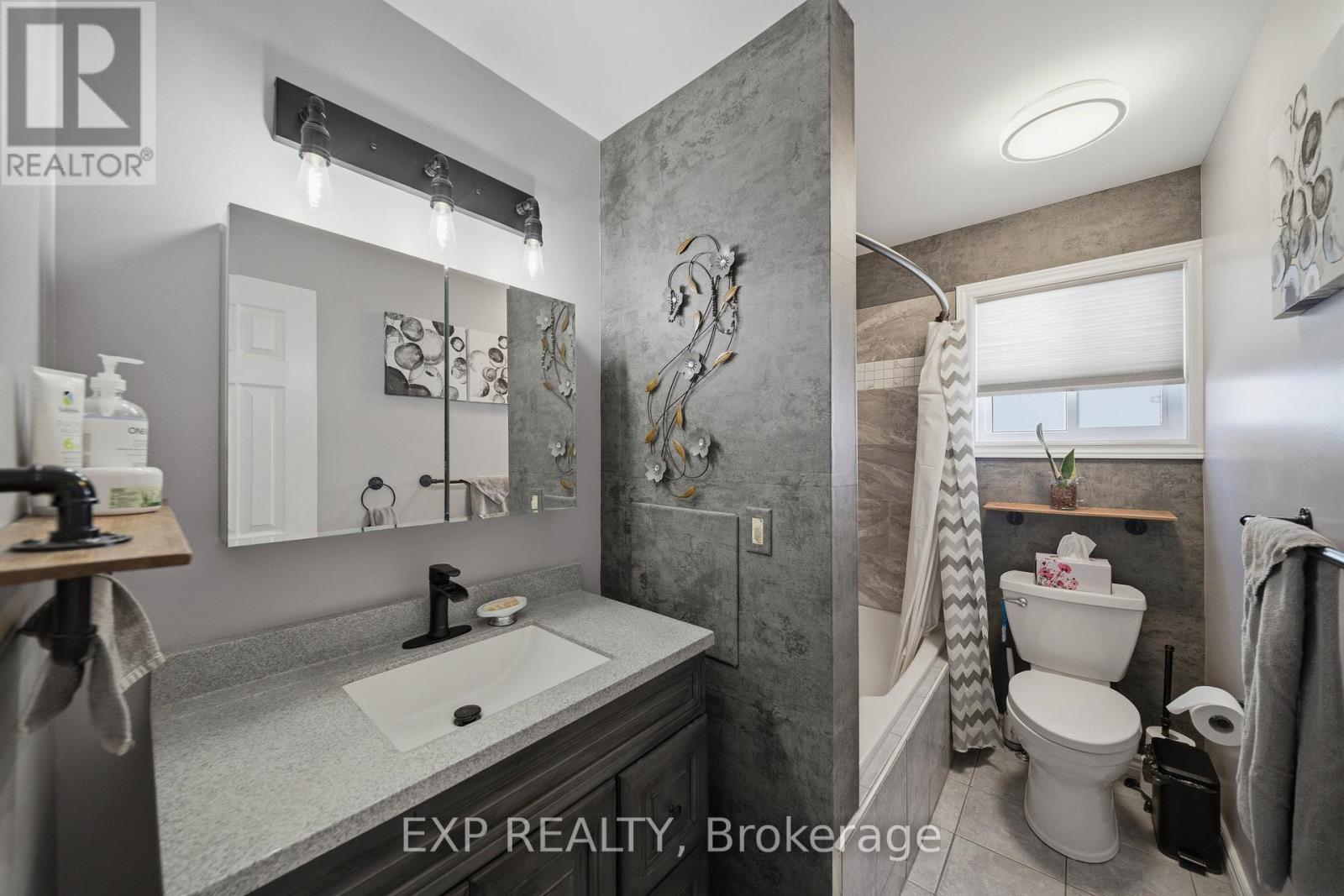 129 PIMPRENELLE TERRACE - 25