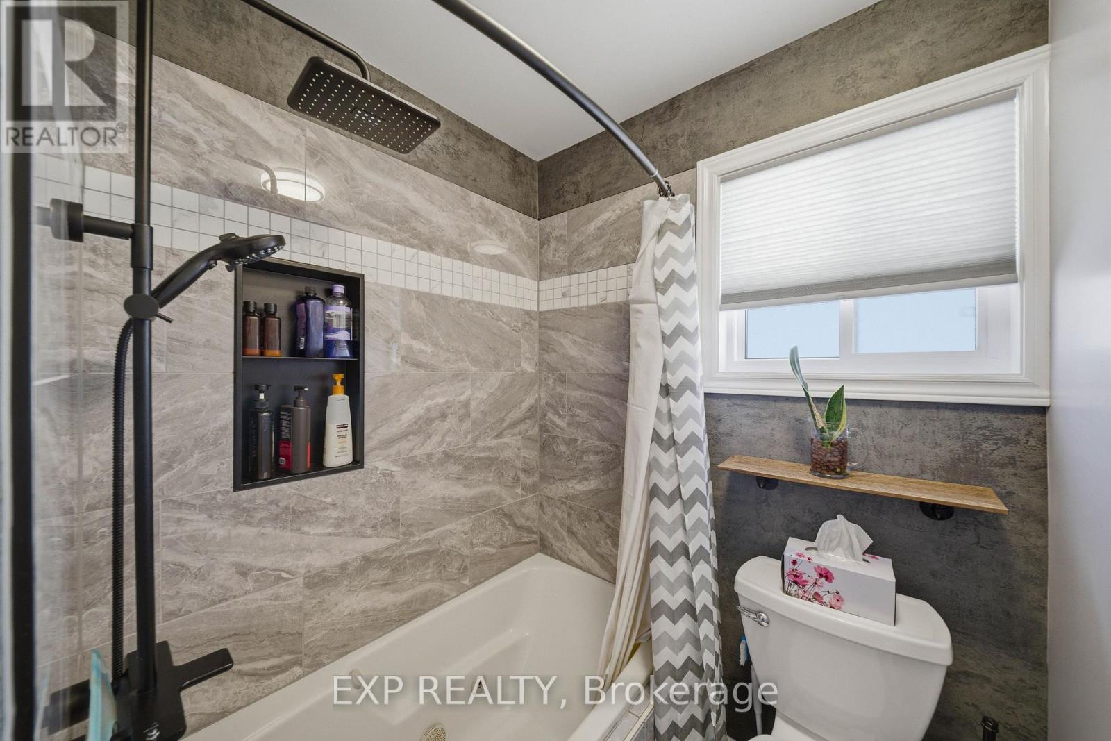 129 PIMPRENELLE TERRACE - 26