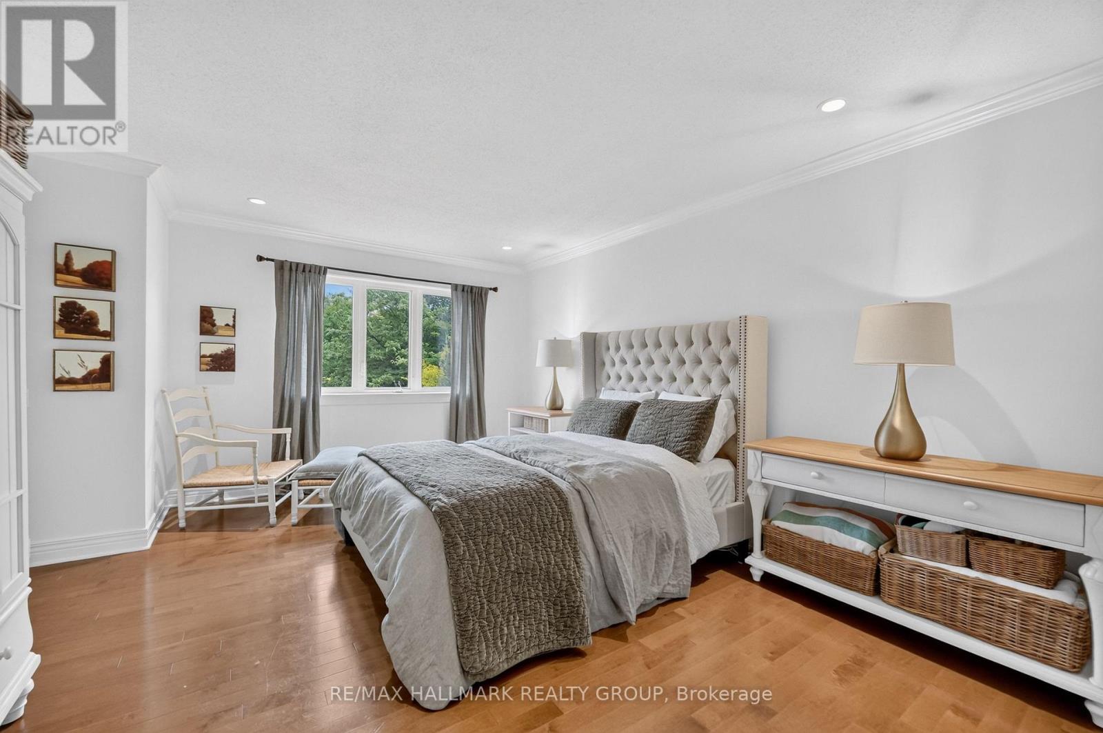 615 AQUAVIEW DRIVE - 17
