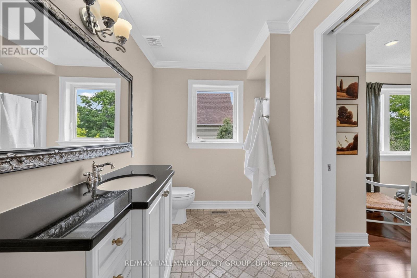 615 AQUAVIEW DRIVE - 19