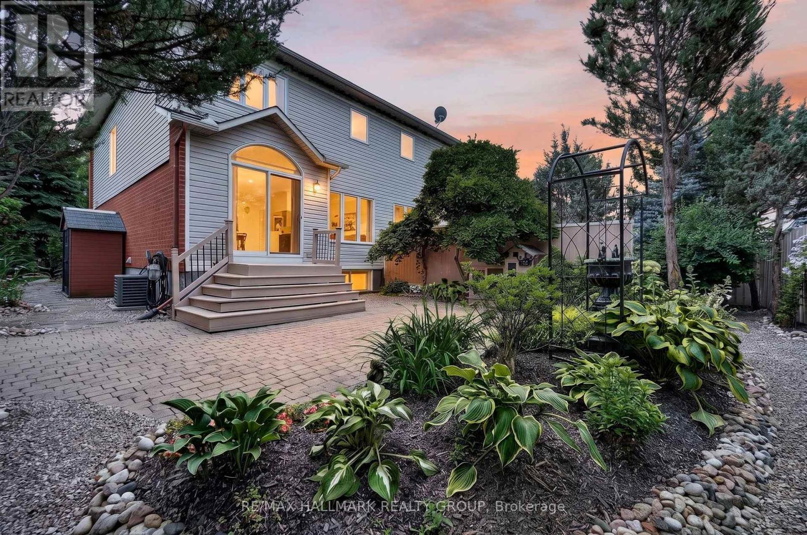 615 AQUAVIEW DRIVE - 2