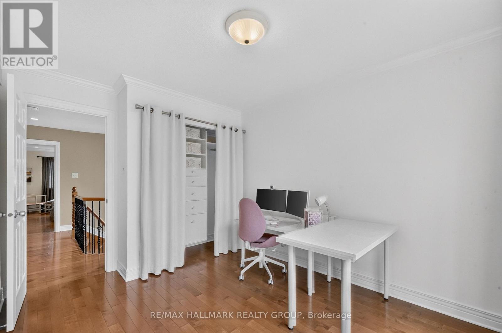 615 AQUAVIEW DRIVE - 24