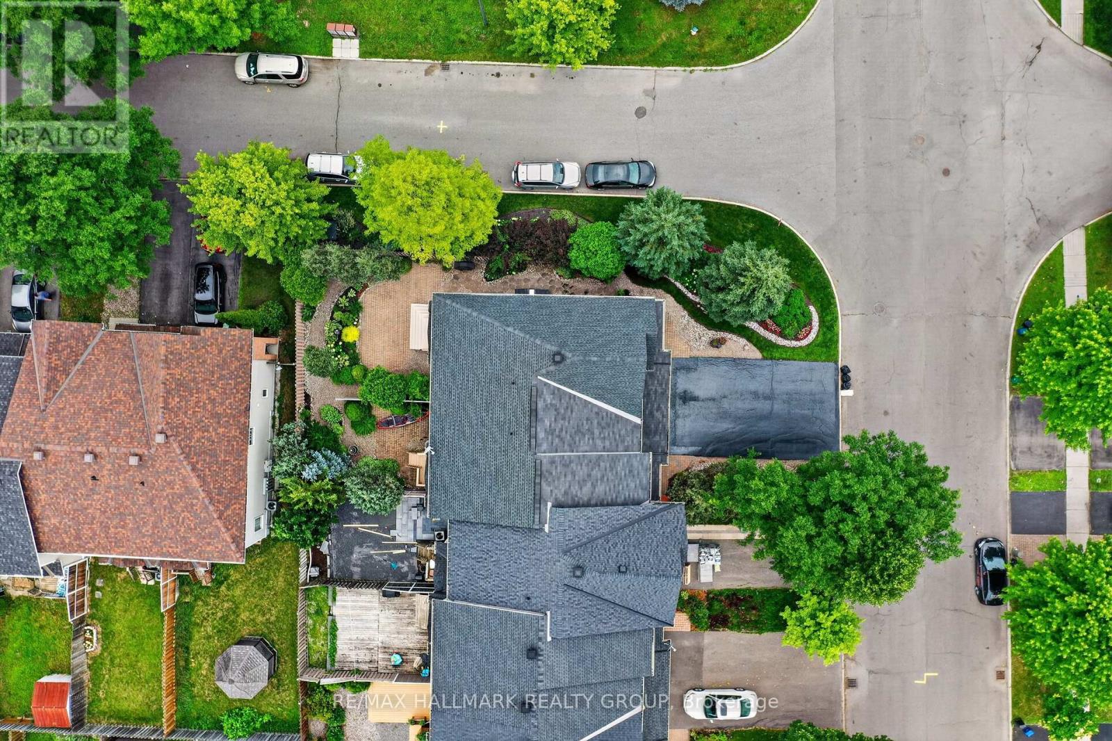 615 AQUAVIEW DRIVE - 37