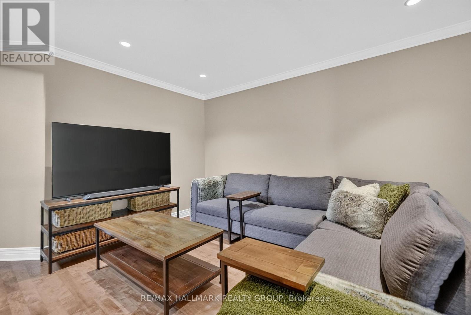 615 AQUAVIEW DRIVE - 6