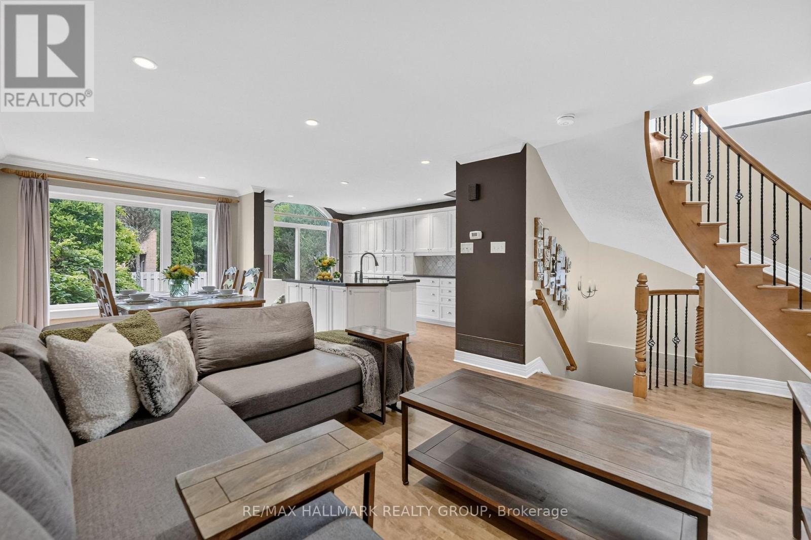 615 AQUAVIEW DRIVE - 7