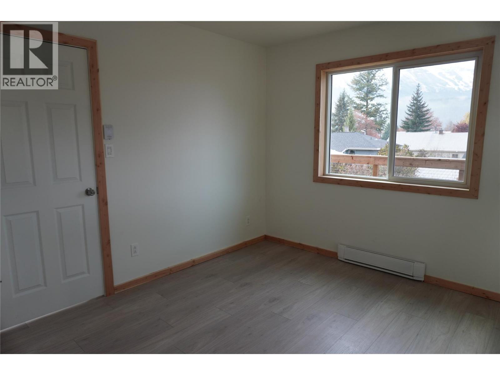 905 13 Avenue S - 15