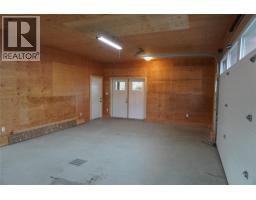 905 13 Avenue S, Golden, BC V0A1H0 Photo 11