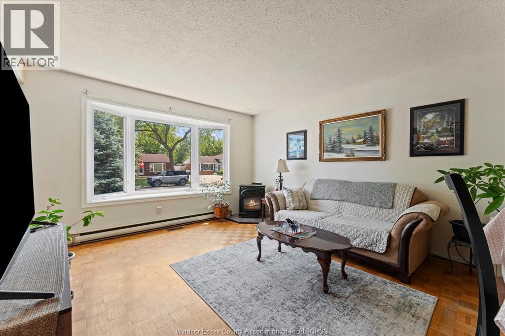 280 PICKERING - 8