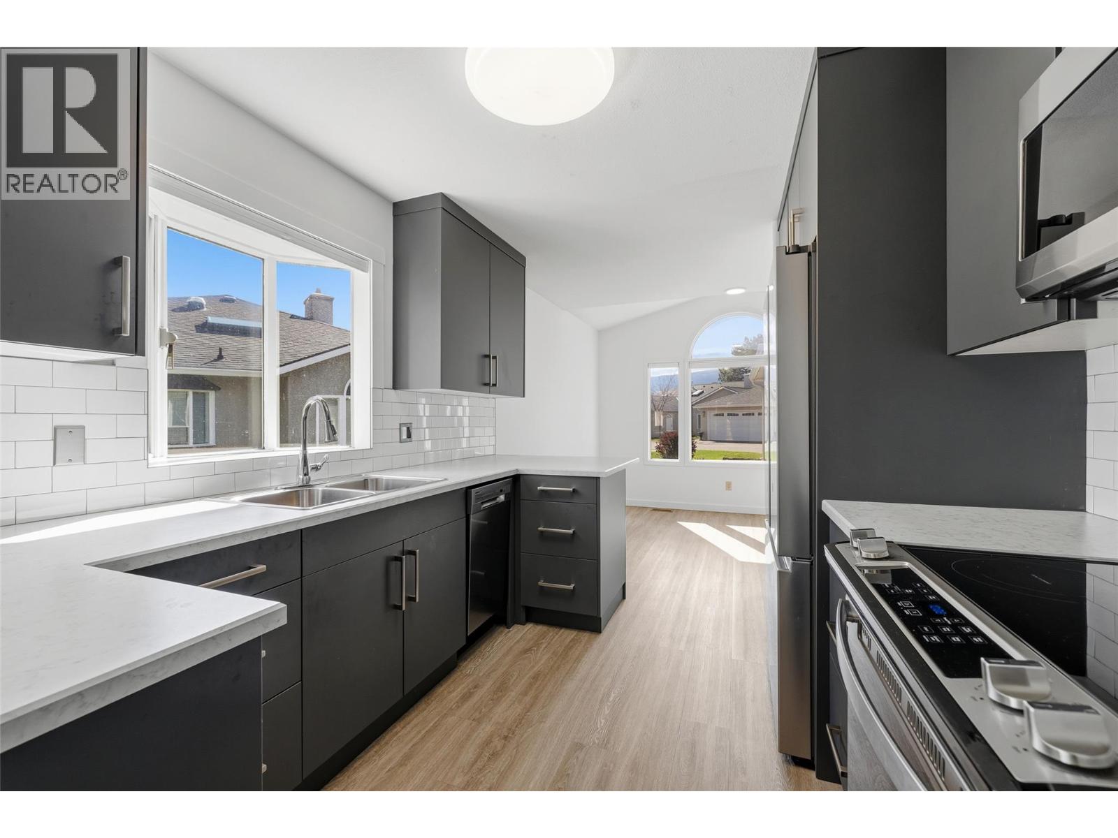 #28 1020 Lanfranco Road - 17