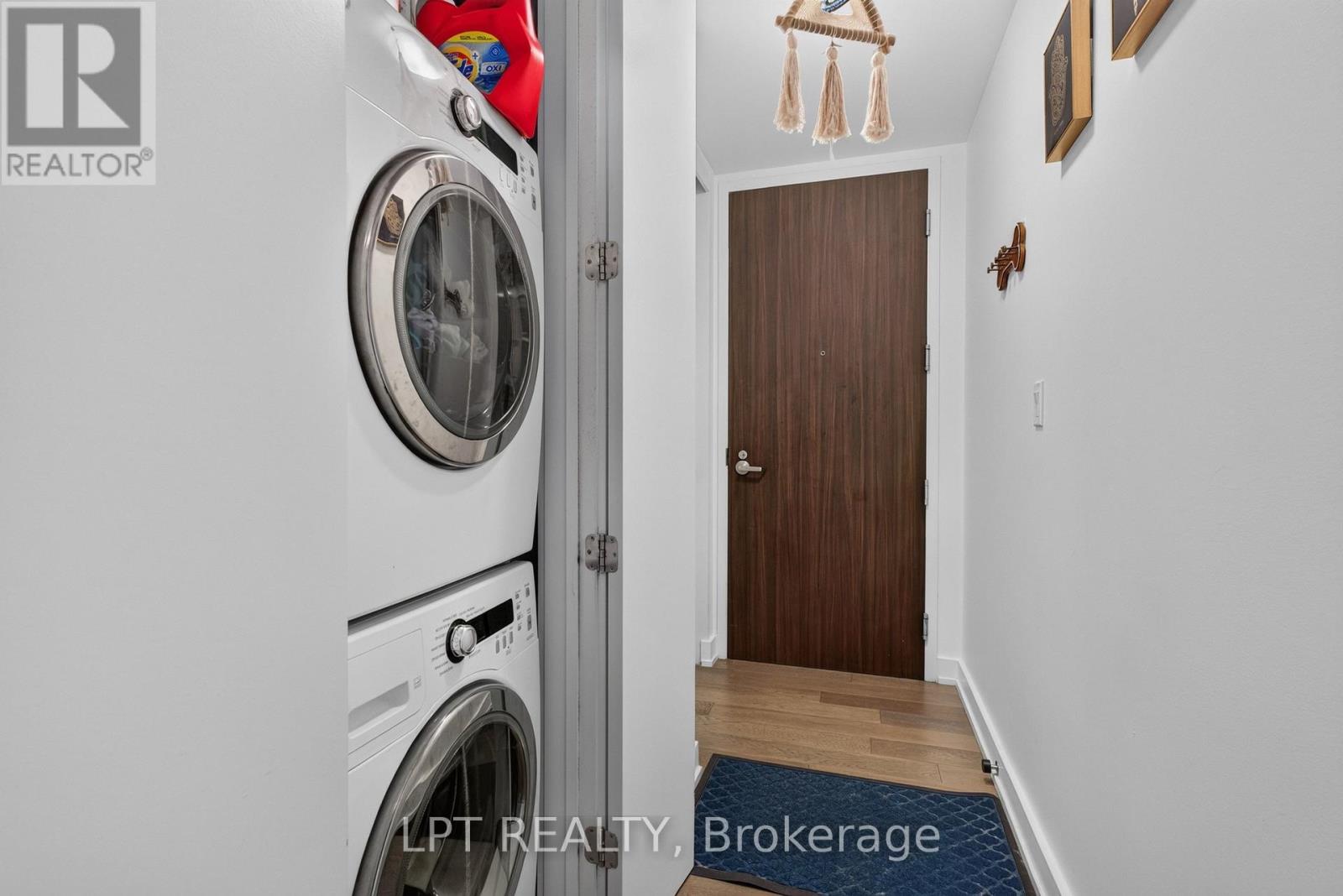 #307 111 CHAMPAGNE AVENUE S - 19