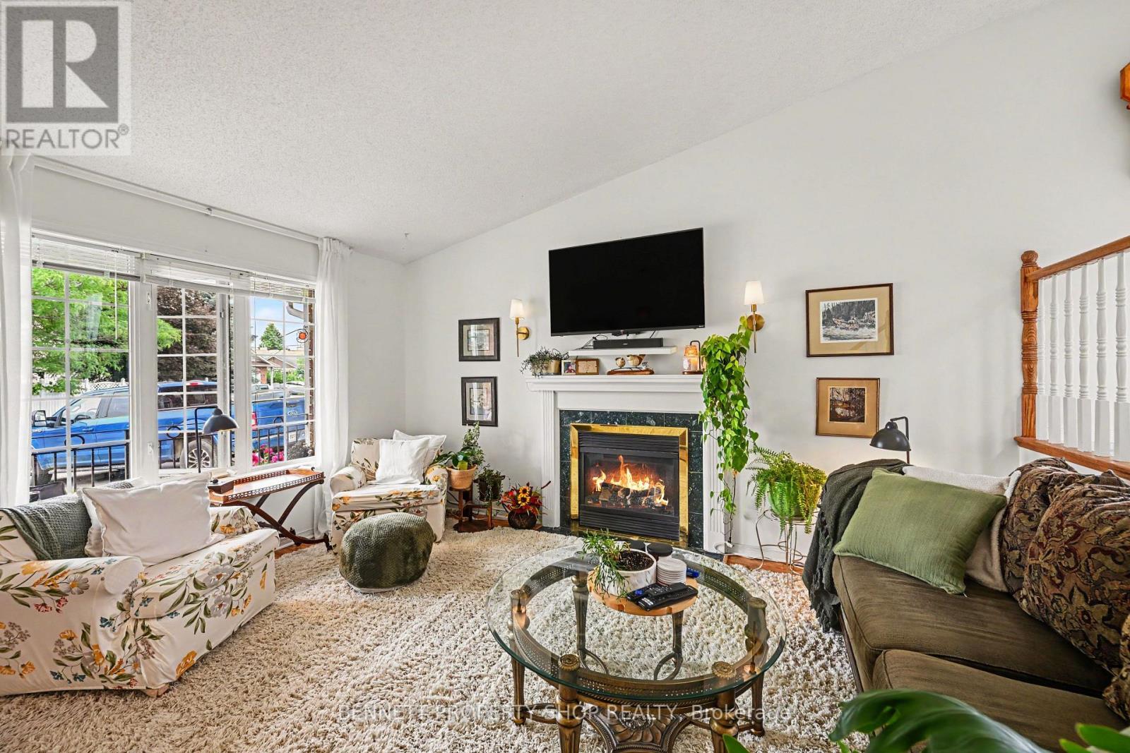 9 HUYCK DRIVE - 3