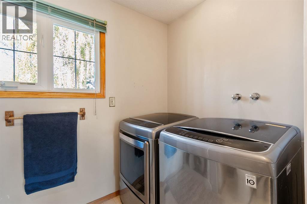 5445 56 Street - 22