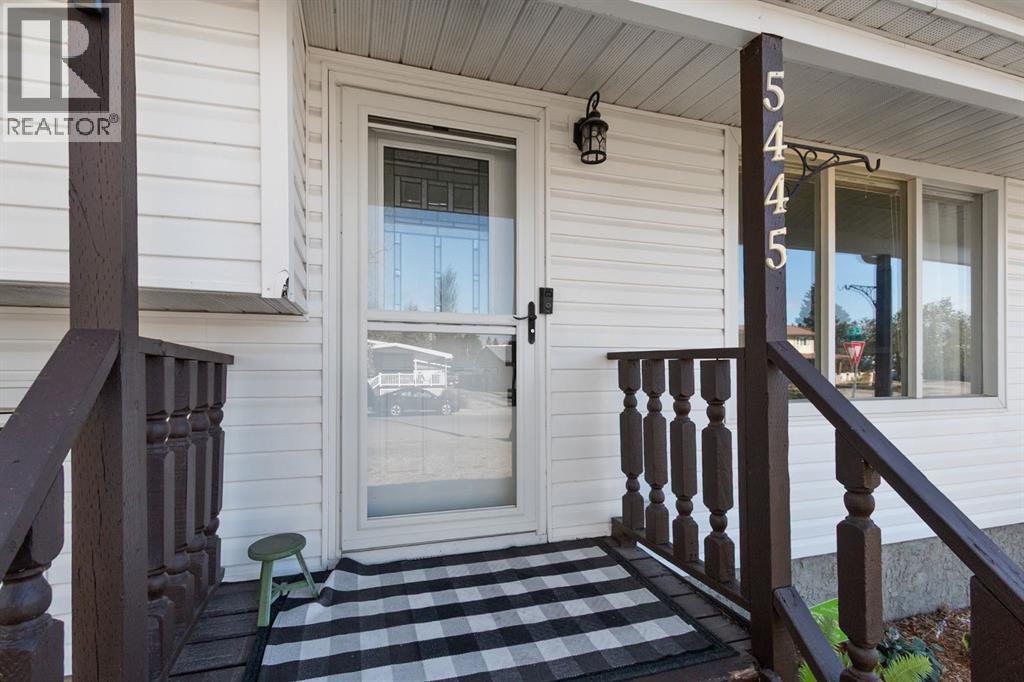 5445 56 Street - 4