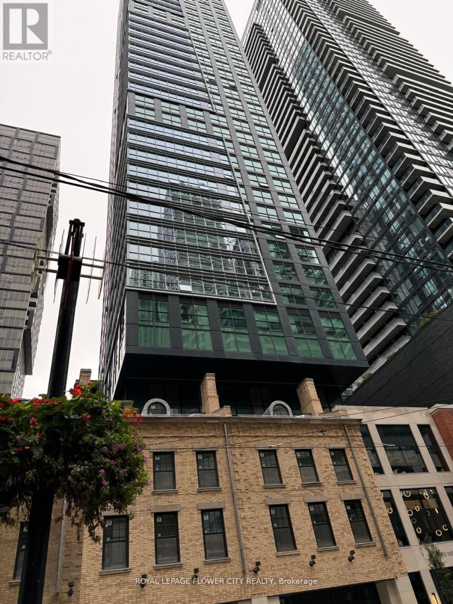 Photo of 327 King Street