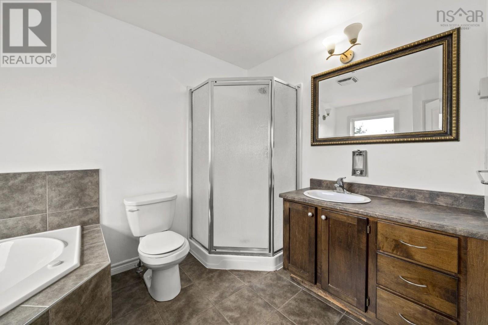 138 Transom Drive - 26