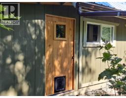 1040 Mcclay Way, Gabriola Island, BC V0R1X3 Photo 6