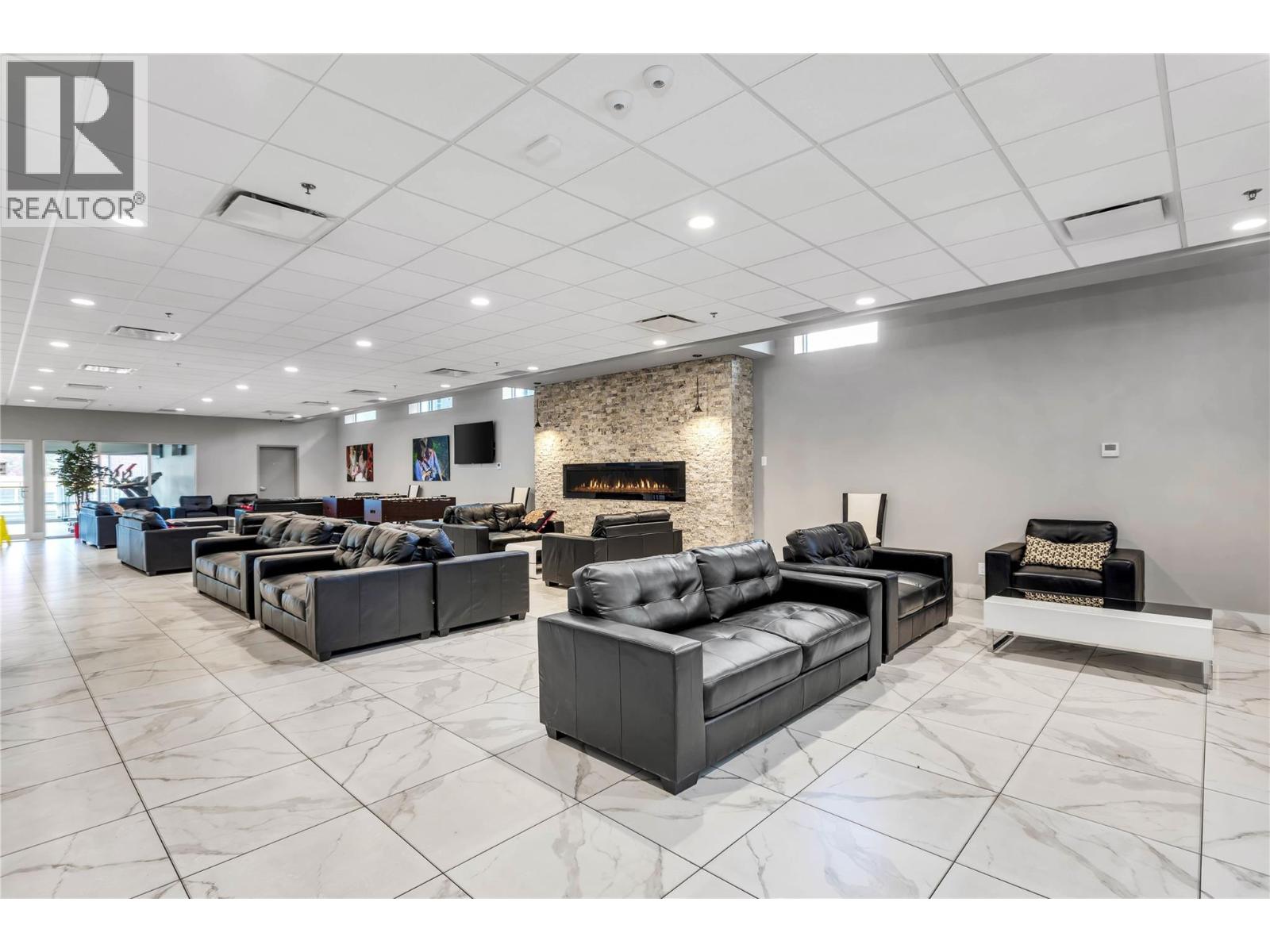 #426 925 Leon Avenue - 15