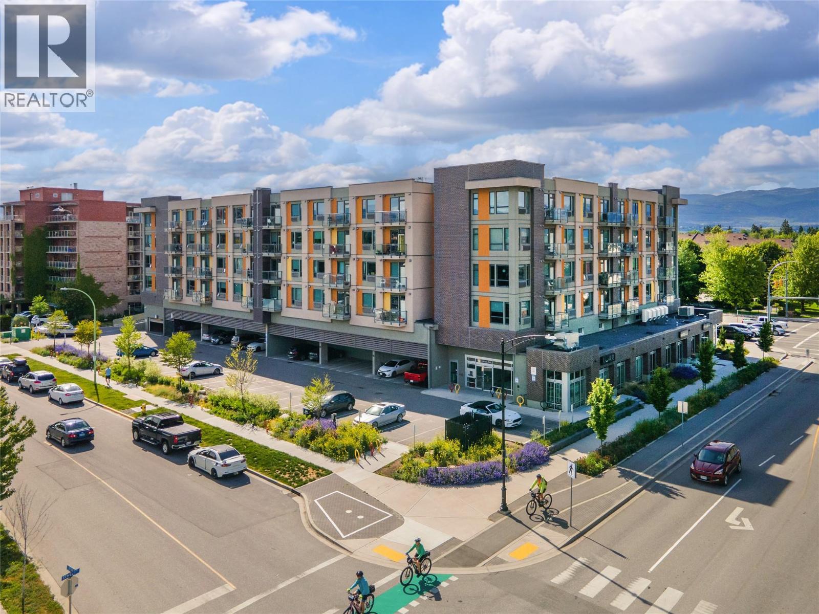 #426 925 Leon Avenue - 3