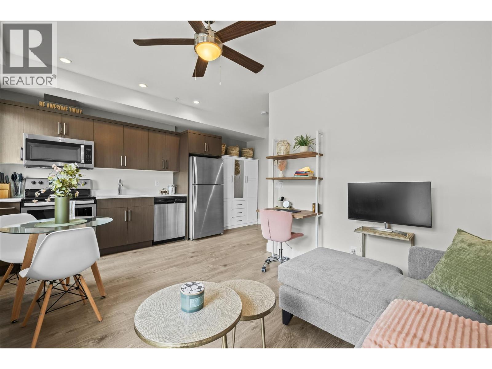 #426 925 Leon Avenue - 2
