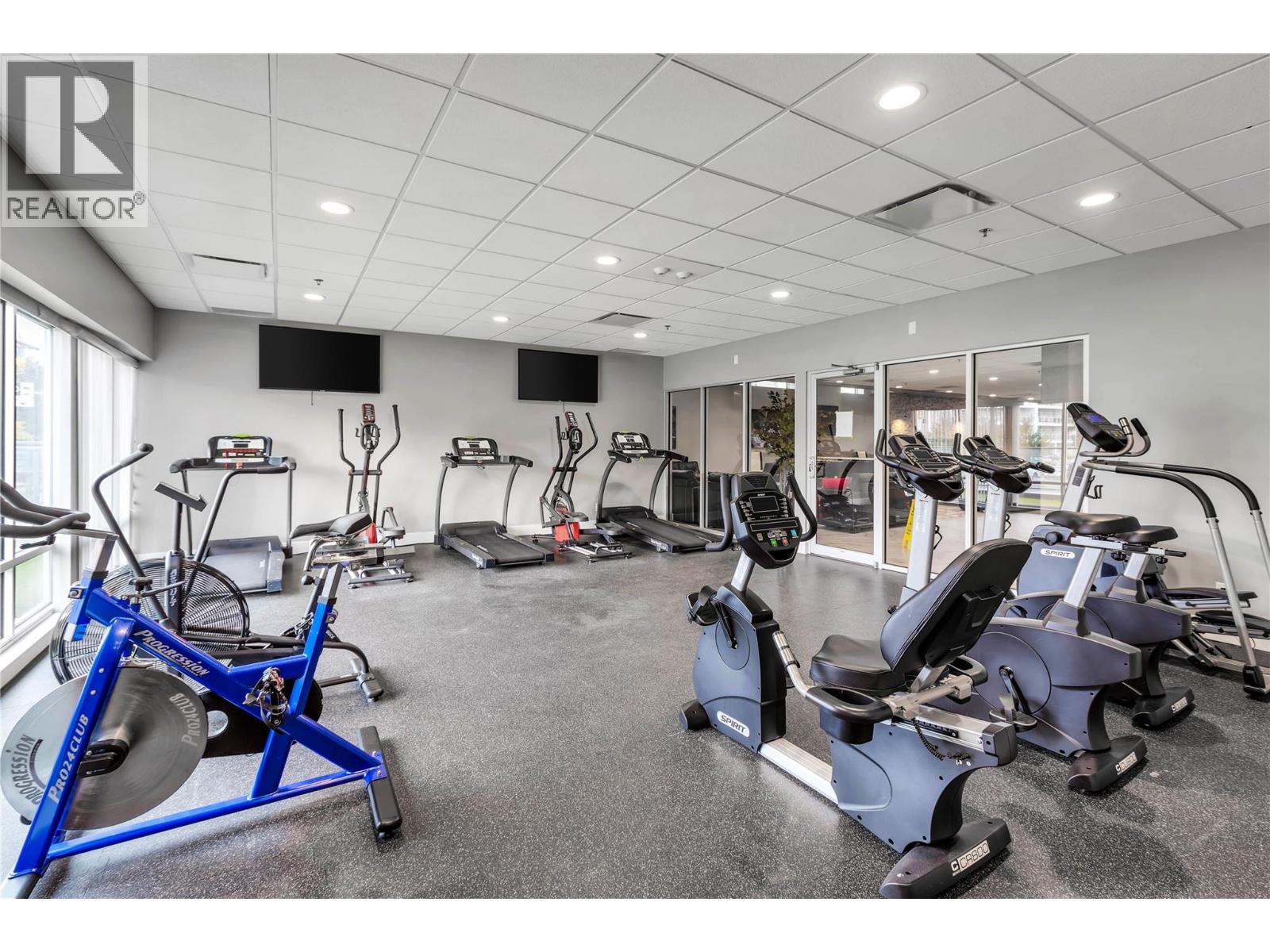 #426 925 Leon Avenue - 16