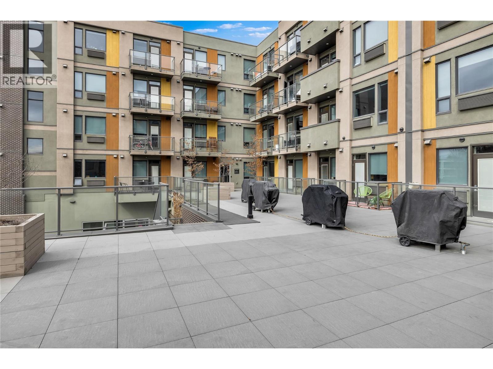 #426 925 Leon Avenue - 18