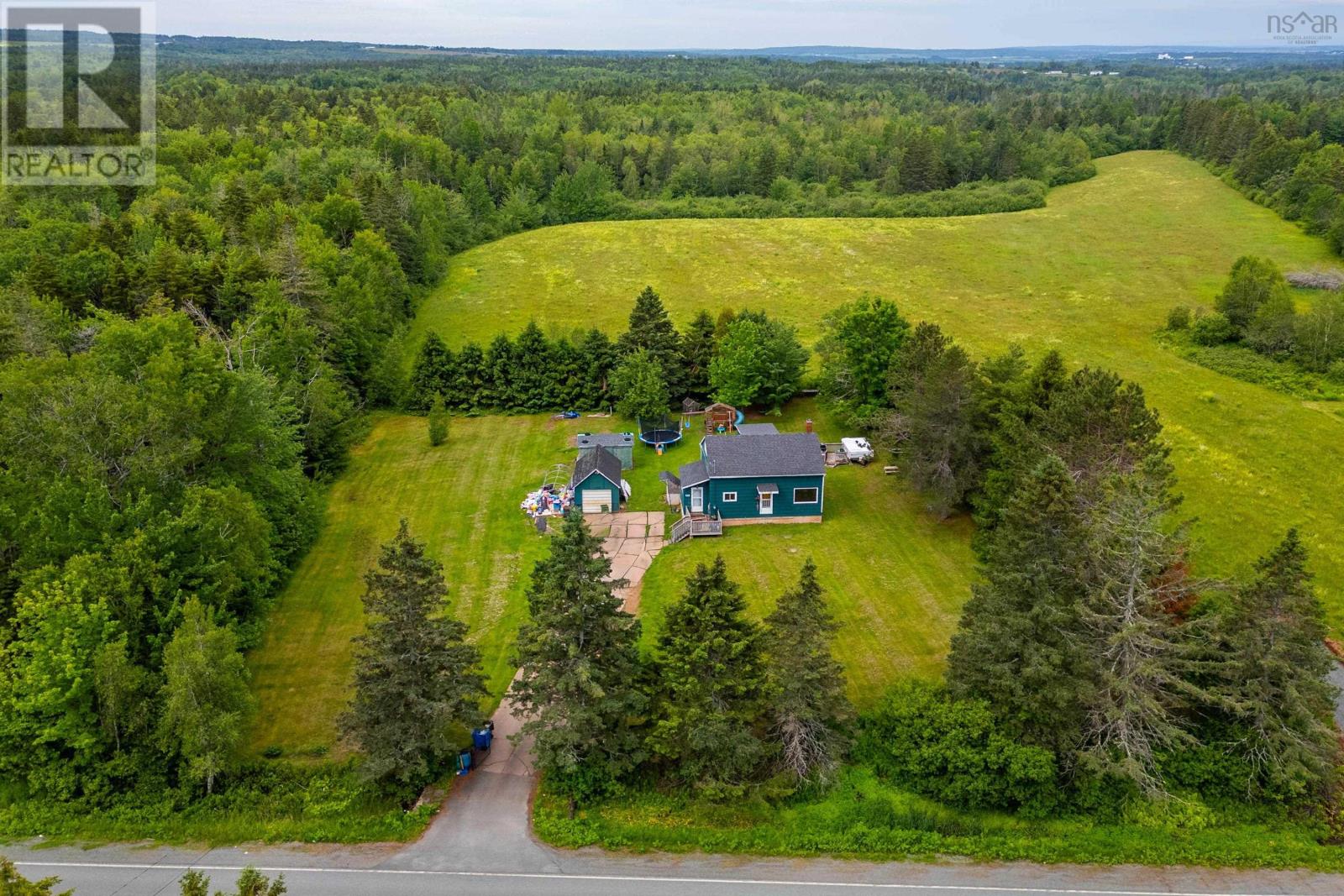 988 Highway 204 - 37