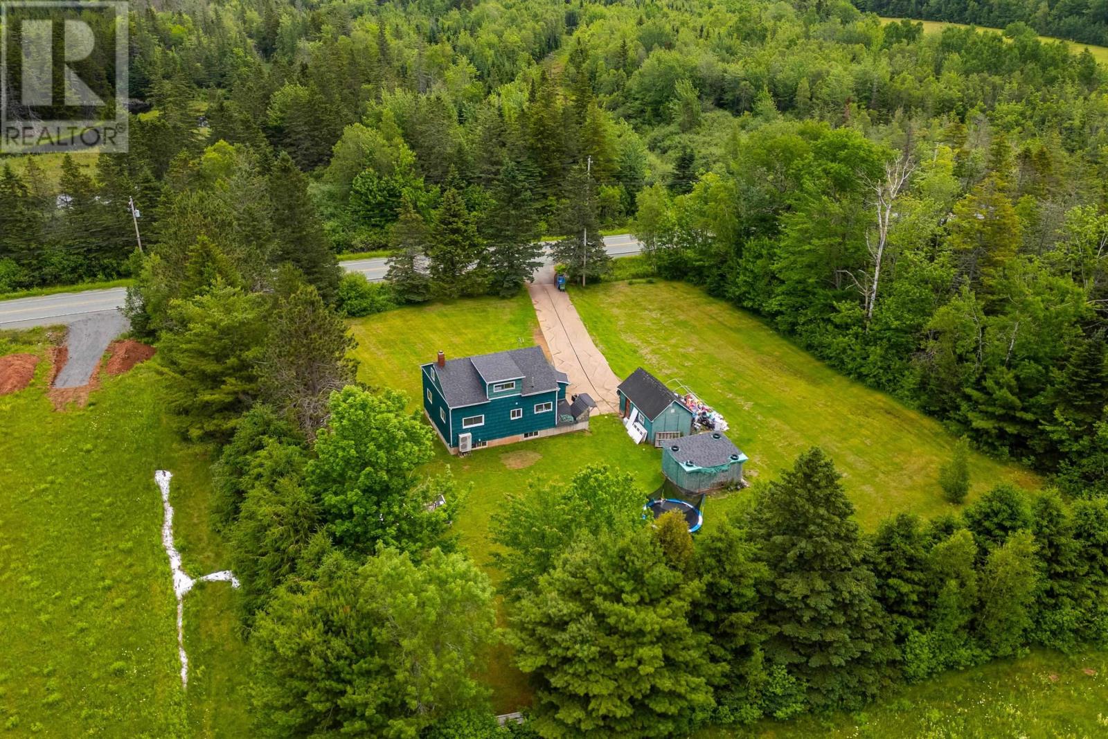 988 Highway 204 - 40