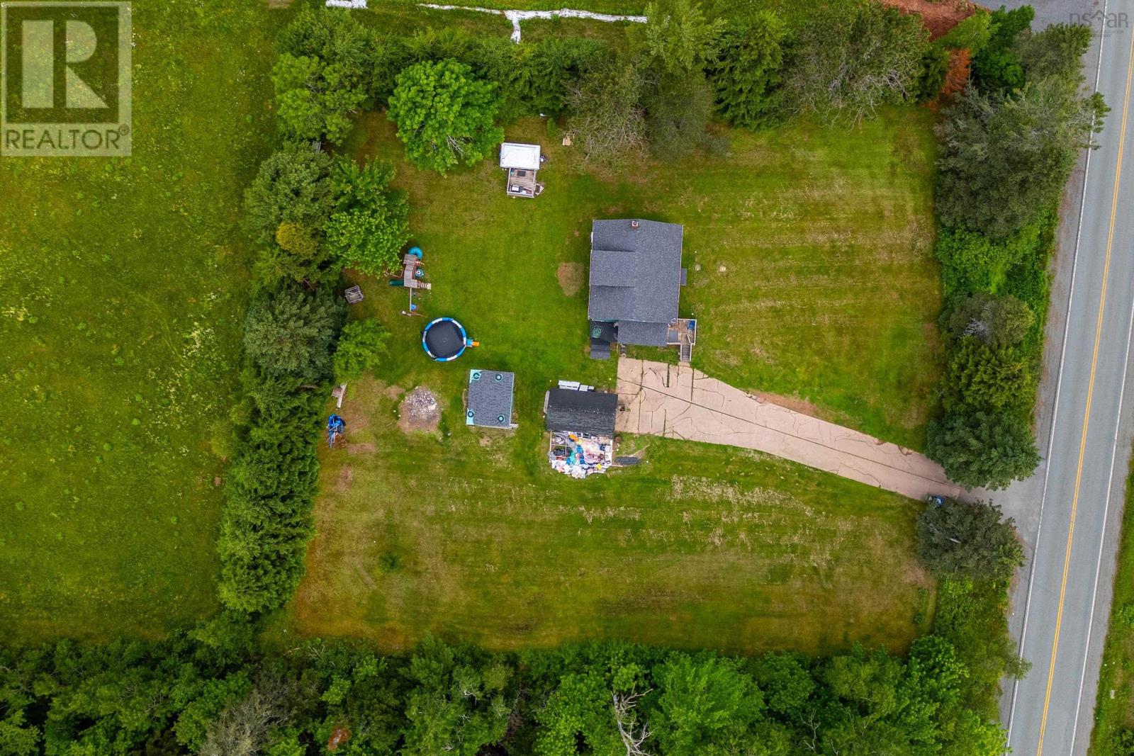 988 Highway 204 - 42