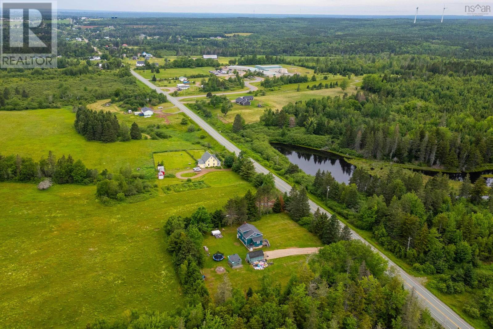 988 Highway 204 - 43