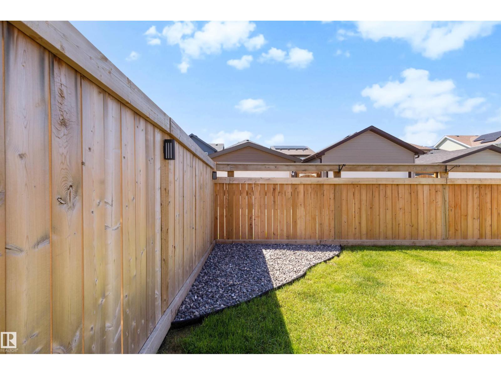 11987 34 AV SW - 31