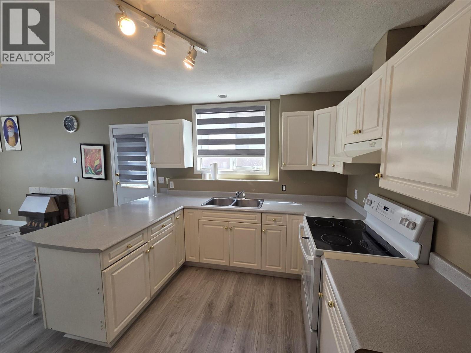 6802 NIGHTHAWK Drive - 24