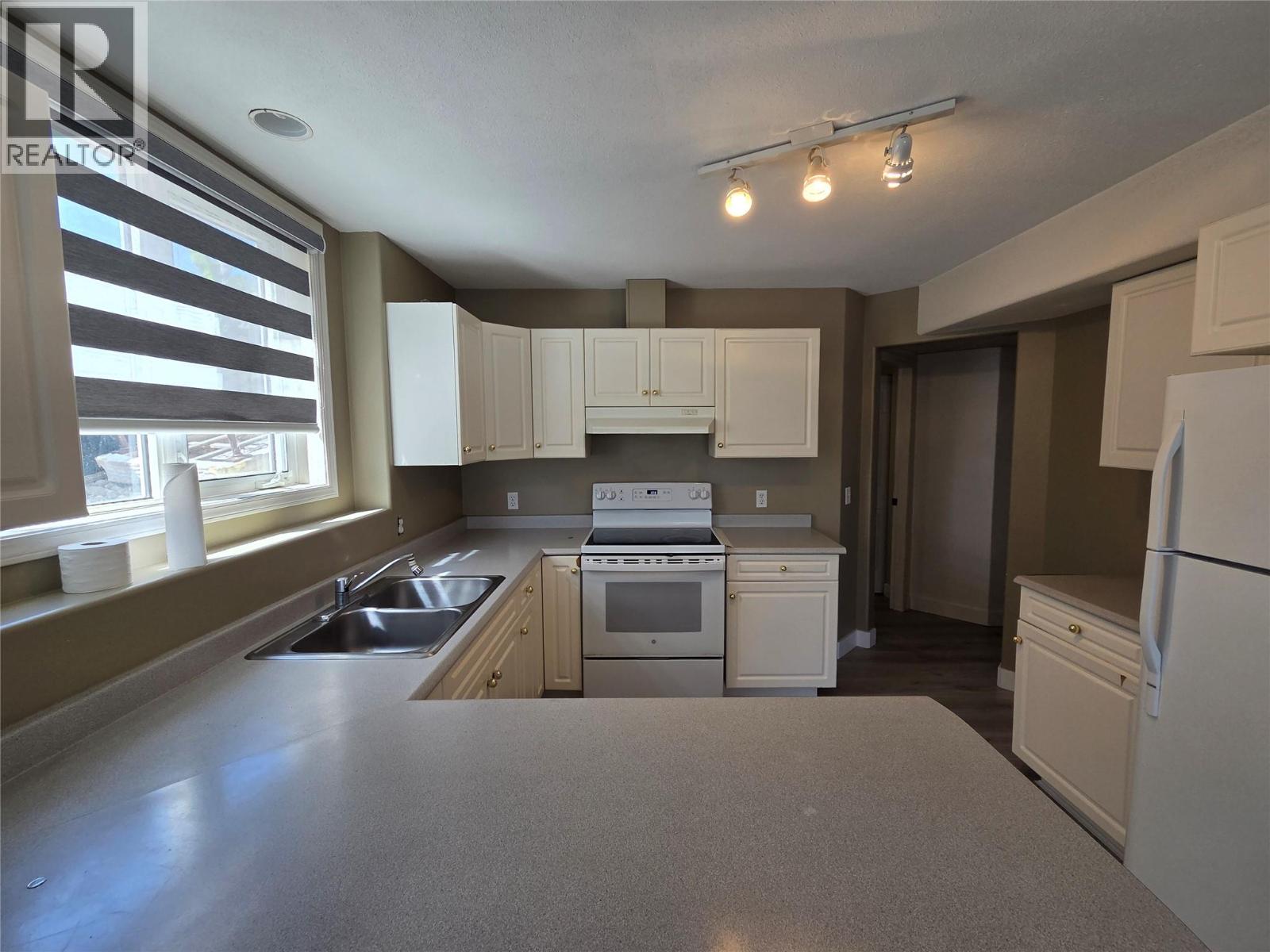 6802 NIGHTHAWK Drive - 28