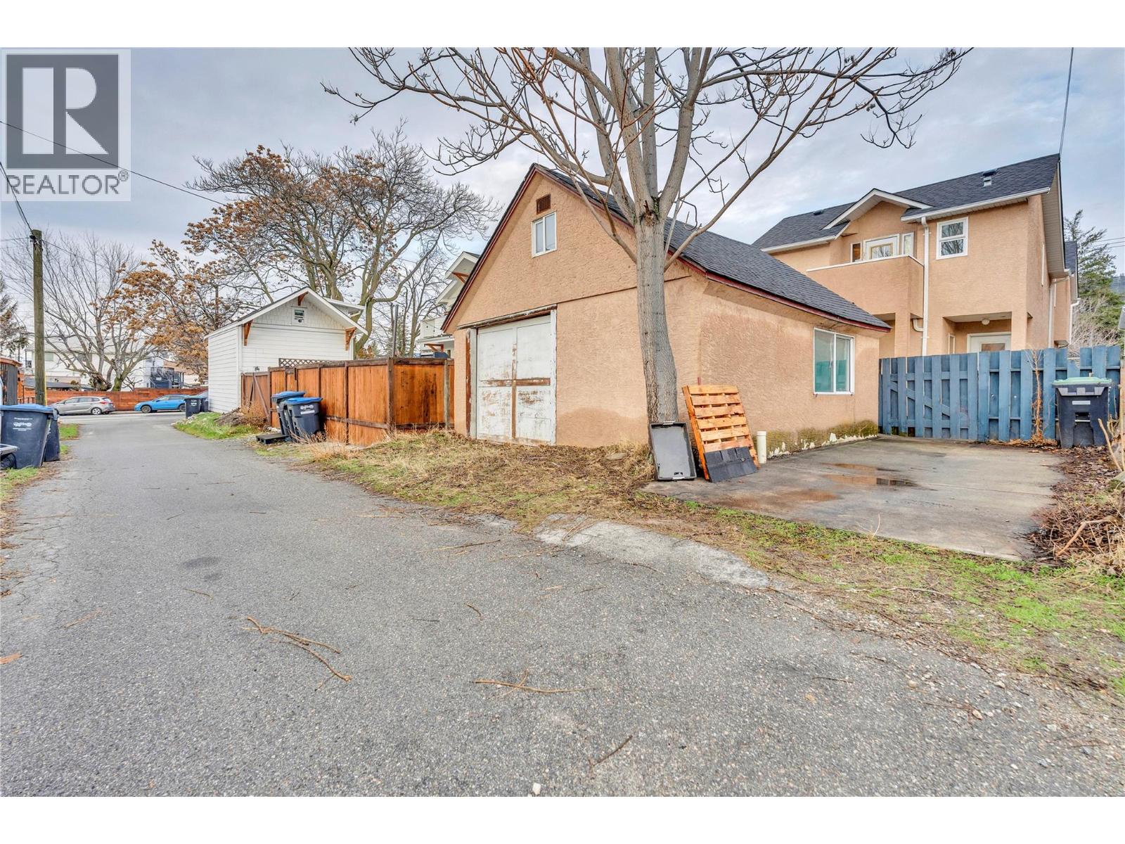 429 Braid St - 35