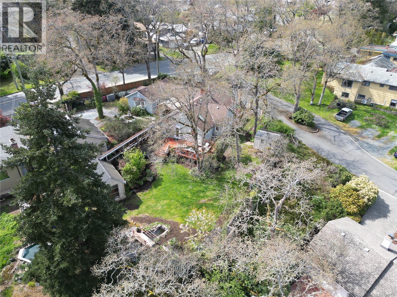 4081 Cedar Hill Rd - 35