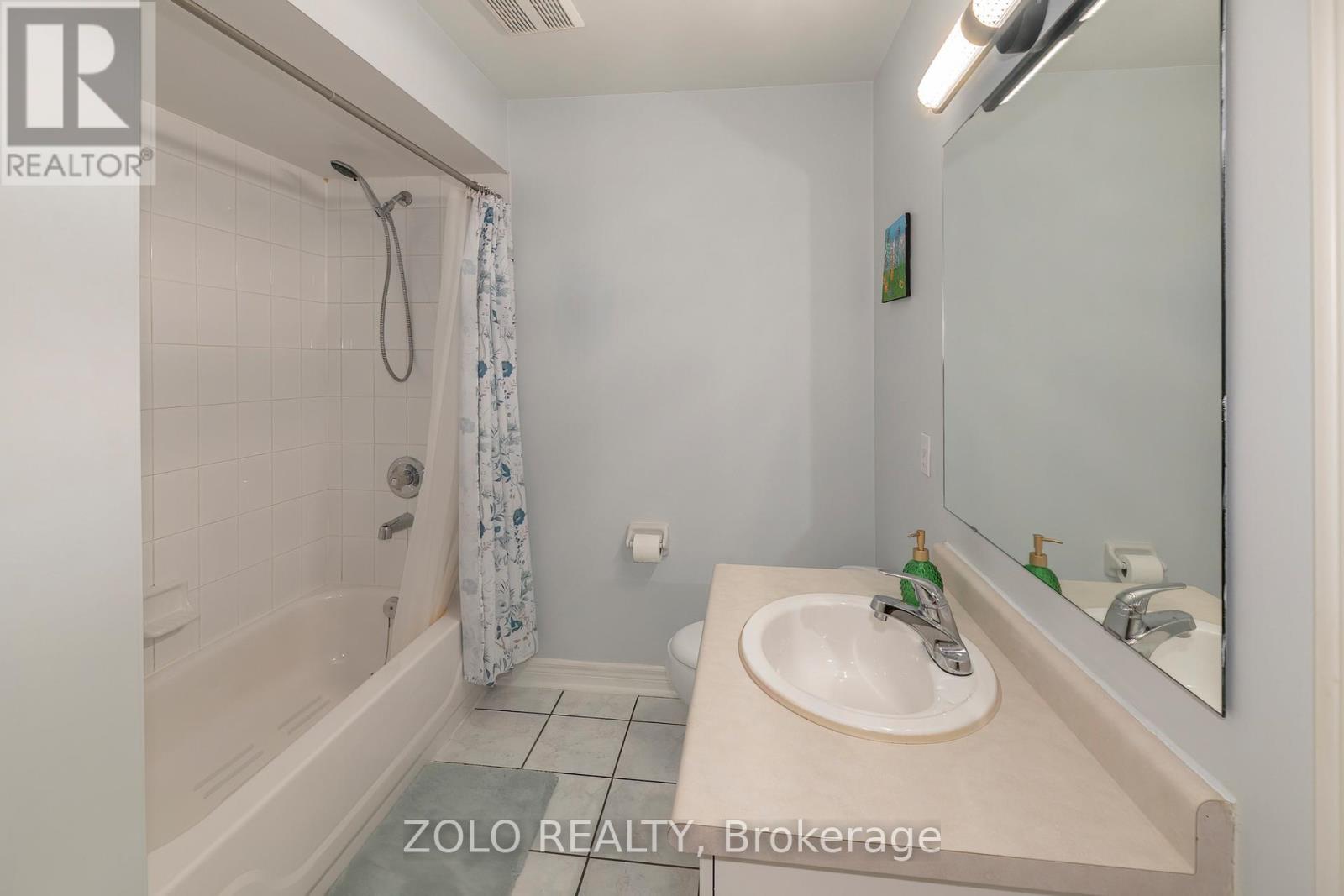 #26 23 OBSERVATORY LANE - 22