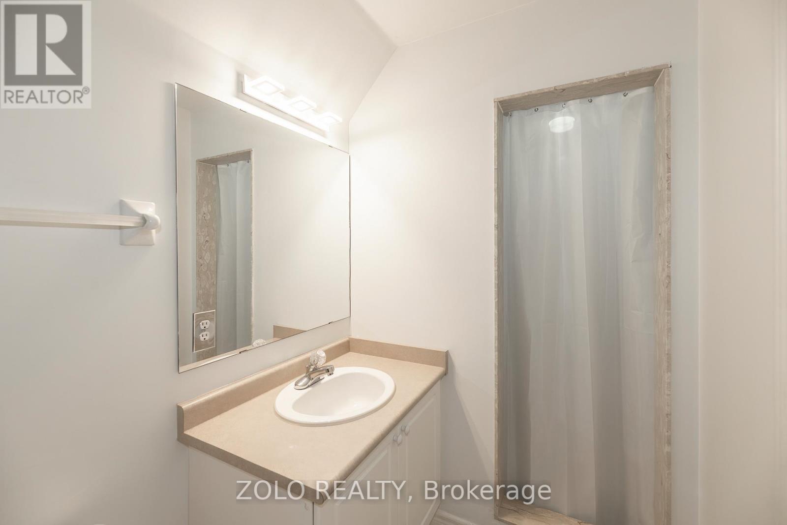 #26 23 OBSERVATORY LANE - 25