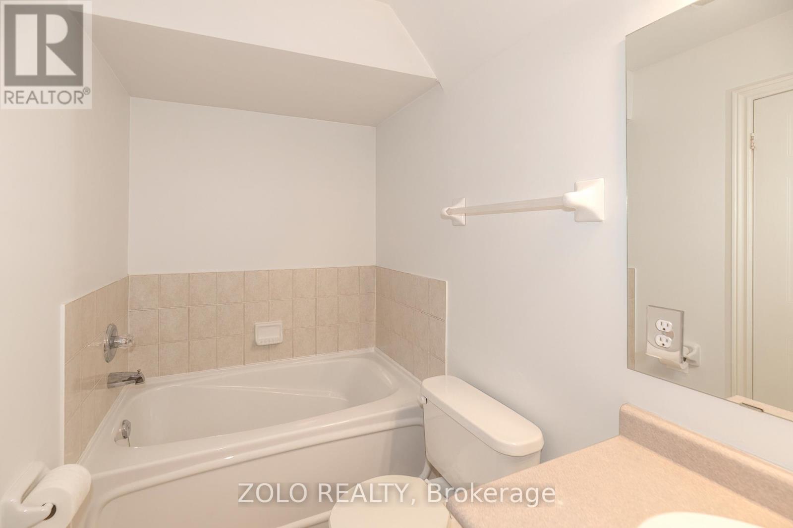 #26 23 OBSERVATORY LANE - 26