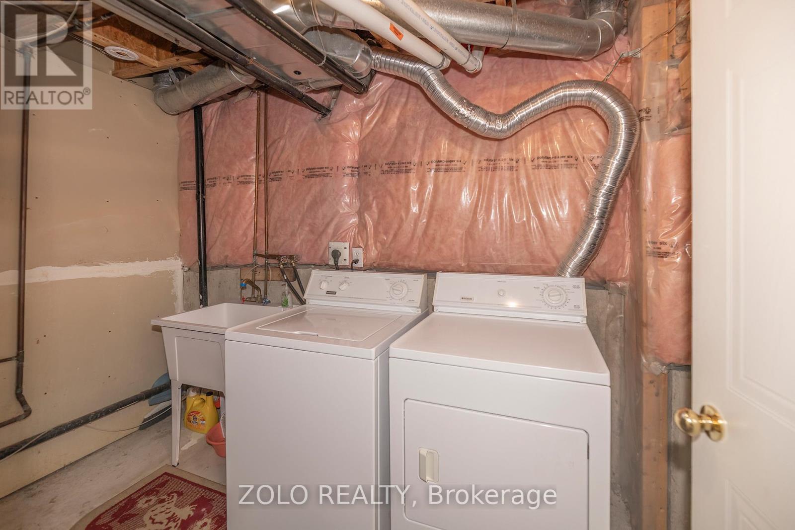 #26 23 OBSERVATORY LANE - 27