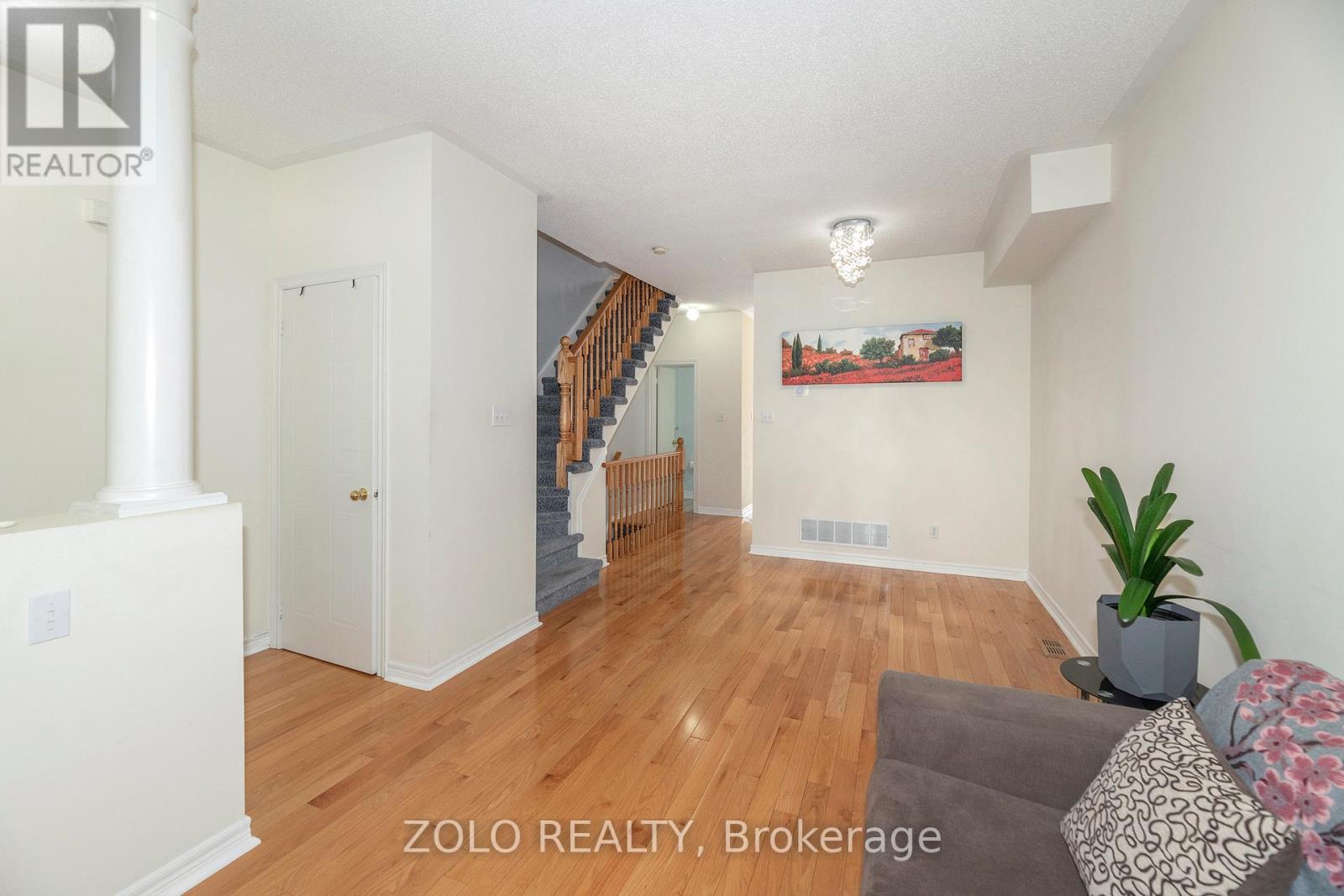 #26 23 OBSERVATORY LANE - 5
