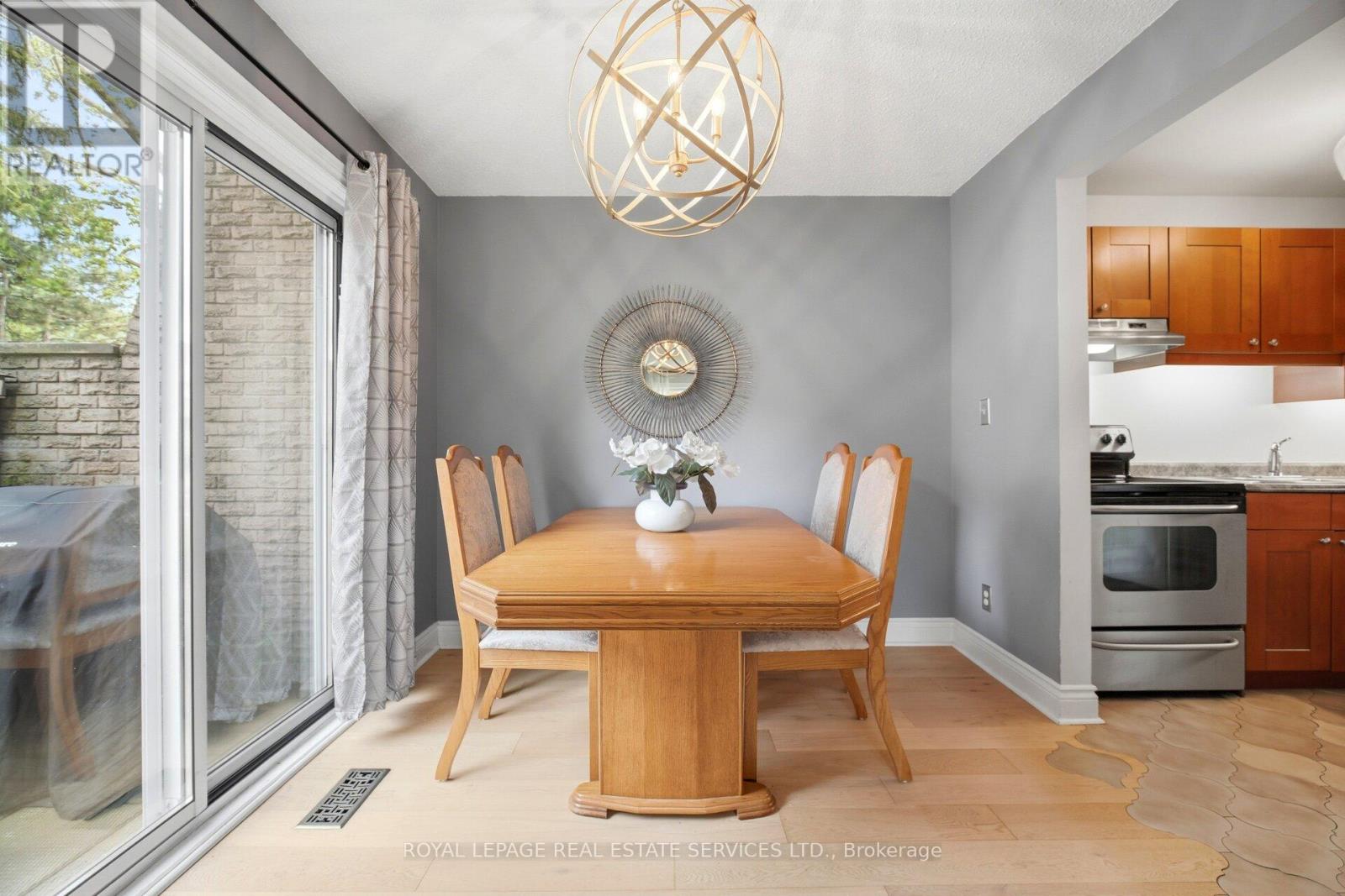 #3 649 FRANCIS ROAD - 13