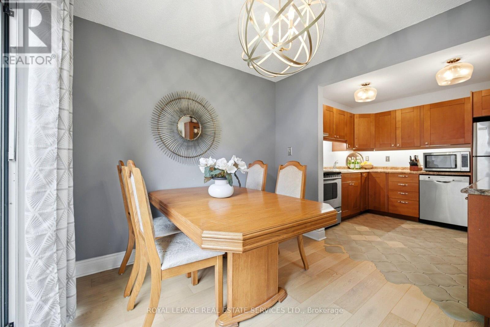 #3 649 FRANCIS ROAD - 14
