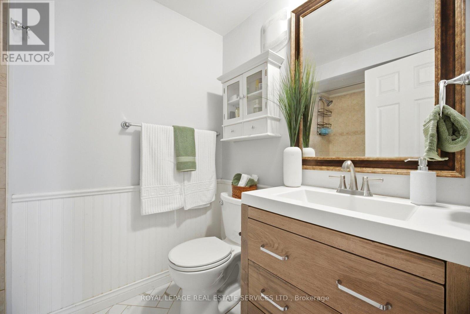 #3 649 FRANCIS ROAD - 20