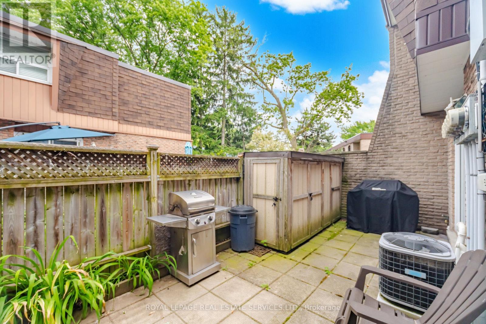 #3 649 FRANCIS ROAD - 27