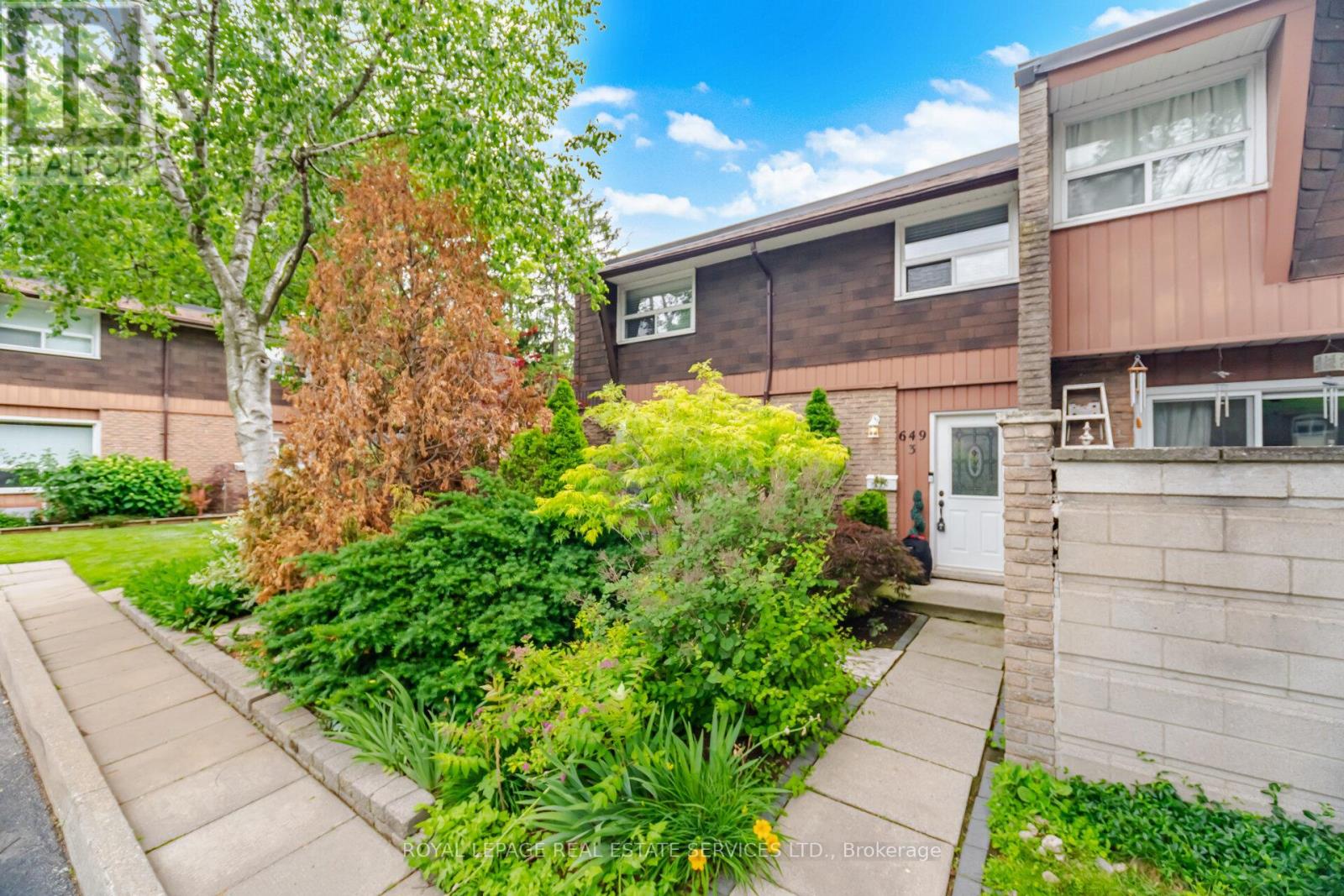 #3 649 FRANCIS ROAD - 29